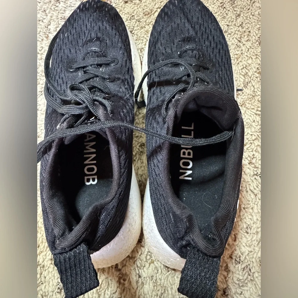 NOBULL, Women’s‎ Size 8.5